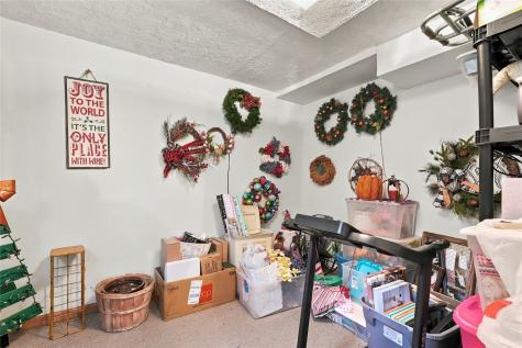 3045 Oxford Street Marion IA 52302