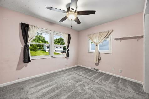 21 36th Avenue SW Cedar Rapids IA 52404