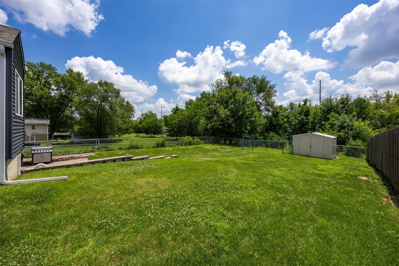 21 36th Avenue SW Cedar Rapids IA 52404