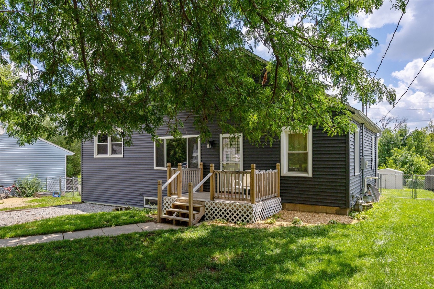 21 36th Avenue SW Cedar Rapids IA 52404