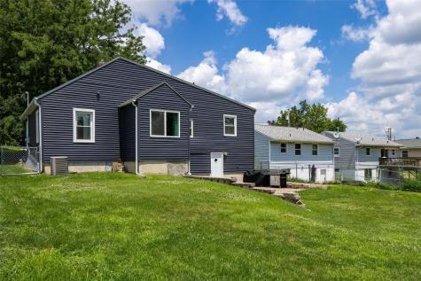21 36th Avenue SW Cedar Rapids IA 52404