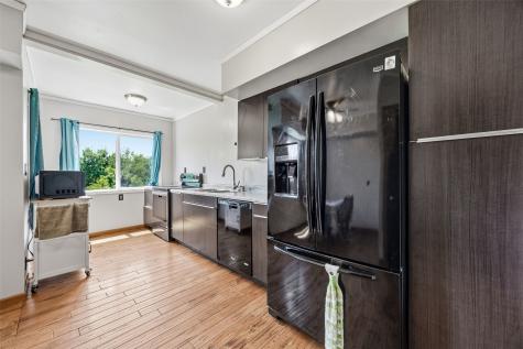 21 36th Avenue SW Cedar Rapids IA 52404