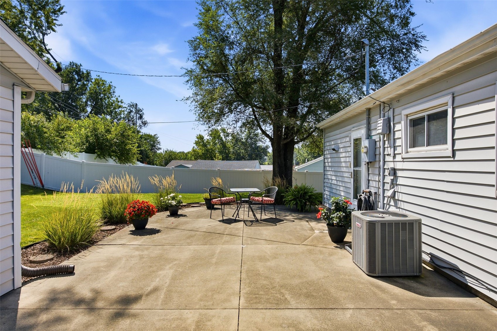 2533 Indiana Street SW Cedar Rapids IA 52404