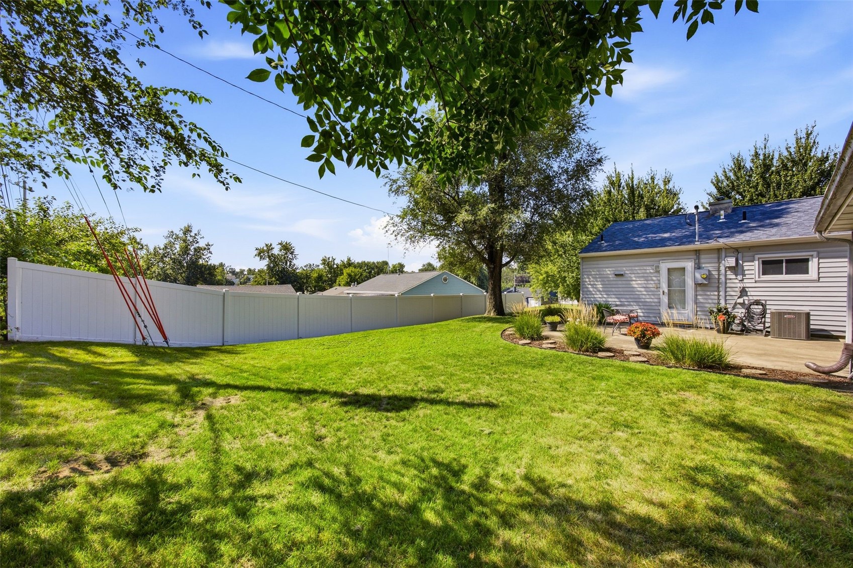 2533 Indiana Street SW Cedar Rapids IA 52404