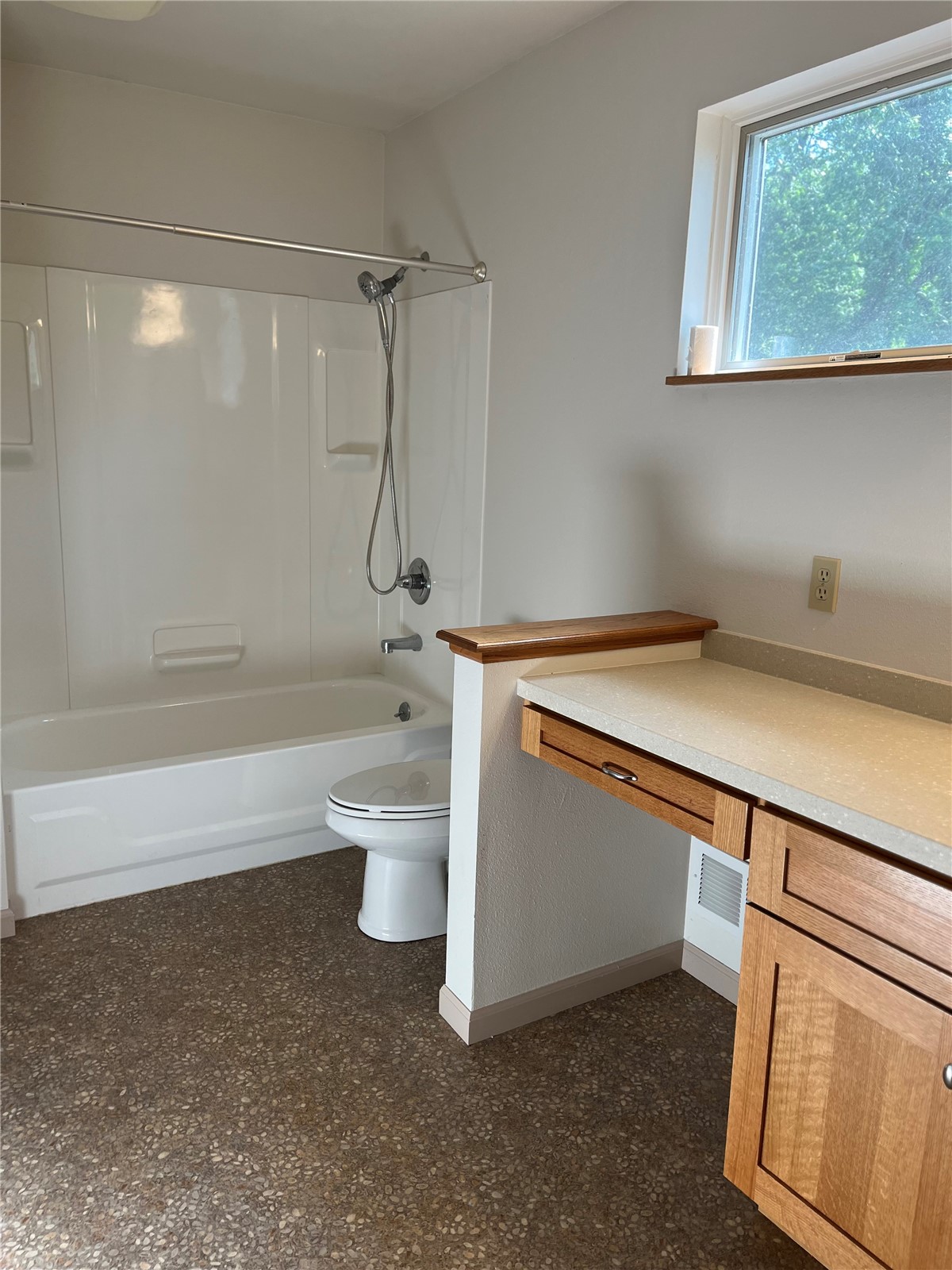 2624 Bluffwood Circle Iowa City IA 52245