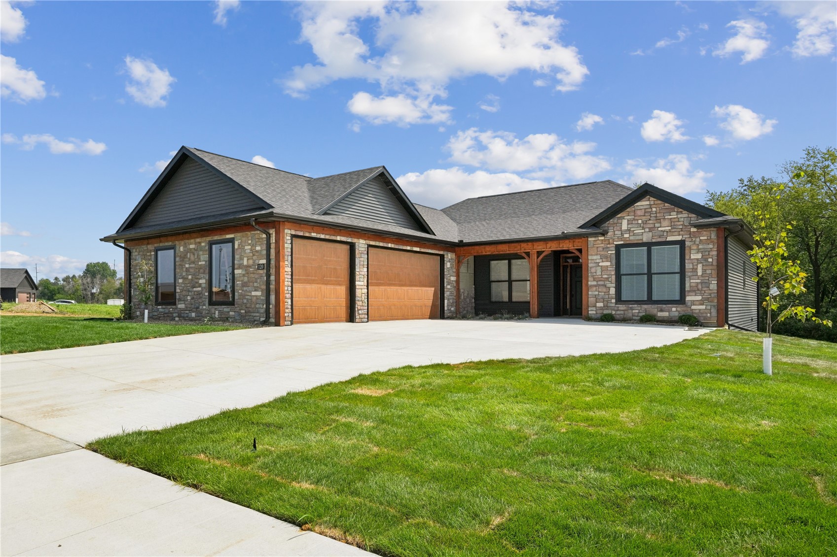 Swisher IA, 120 Howard Avenue