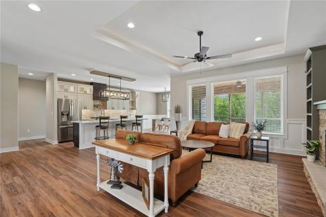 120 Howard Avenue Swisher IA 52338