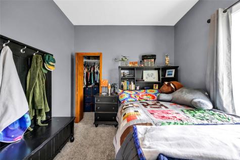 211 Brush Avenue Urbana IA 52345