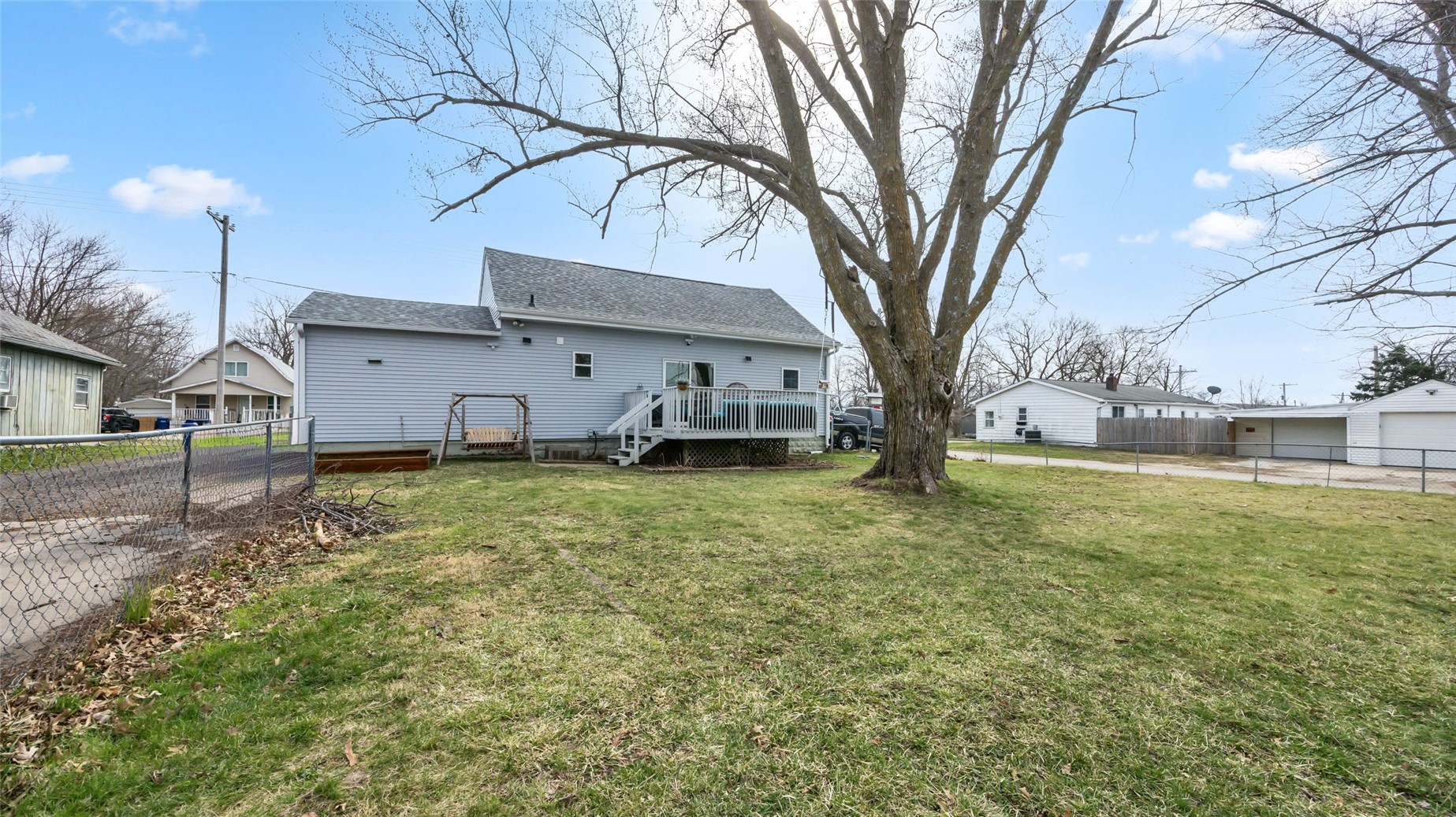 211 Brush Avenue Urbana IA 52345