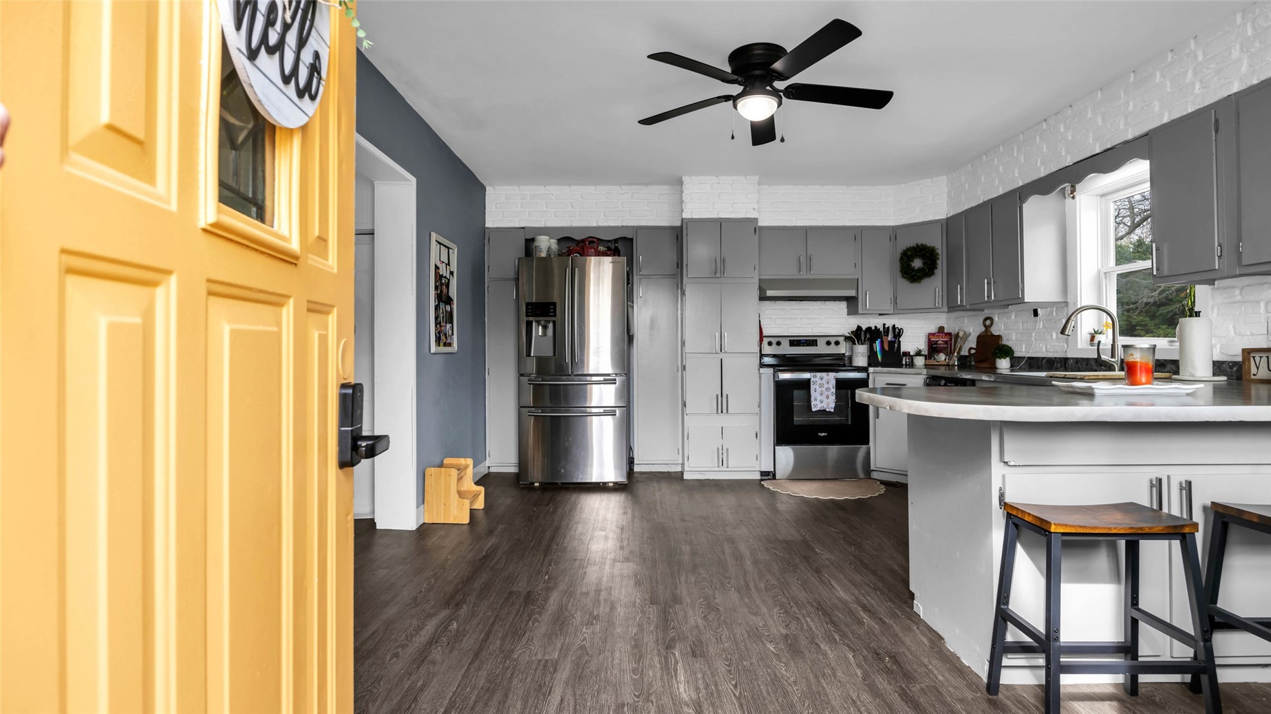211 Brush Avenue Urbana IA 52345