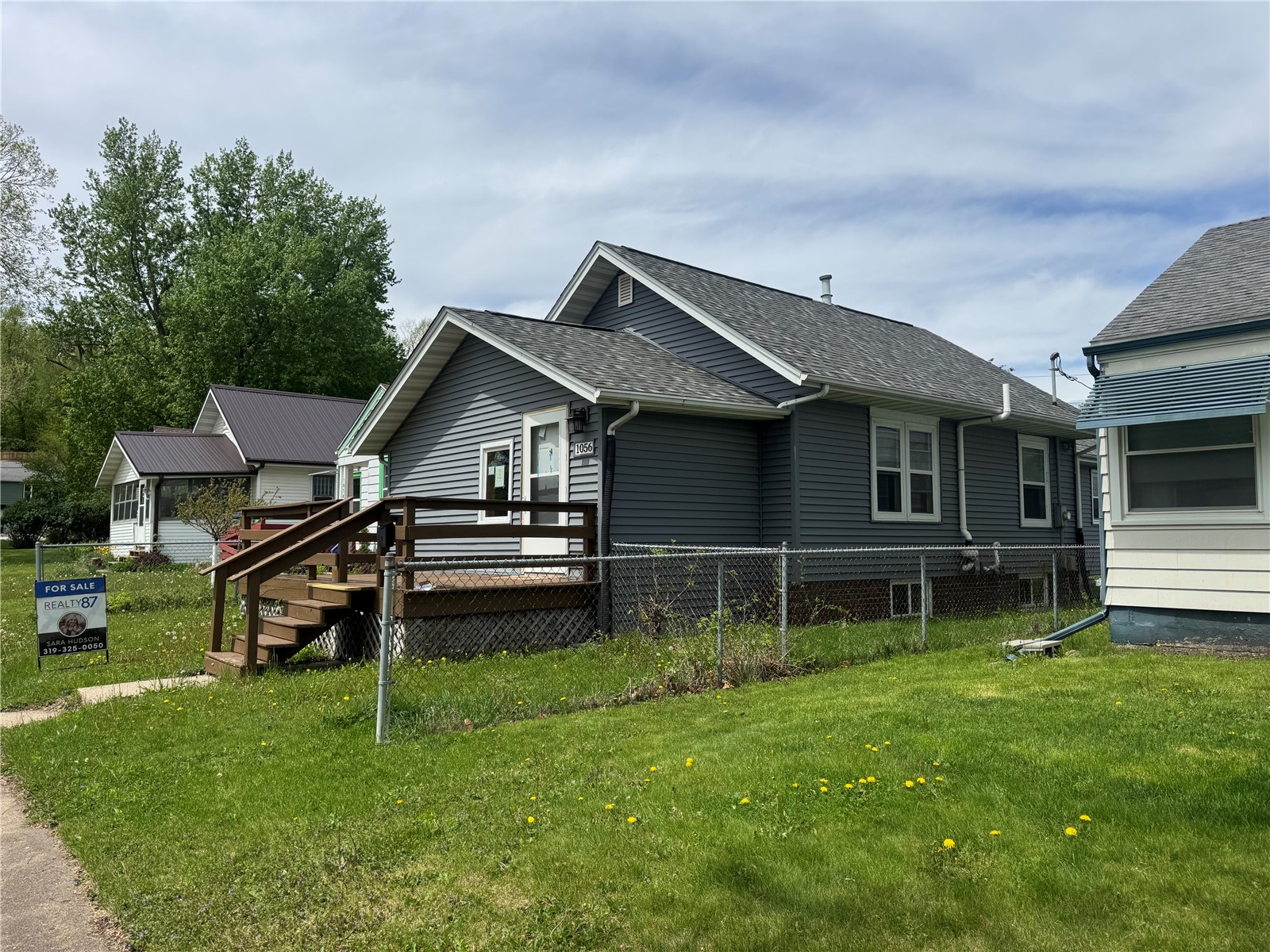 1056 H Avenue NW Cedar Rapids IA 52405