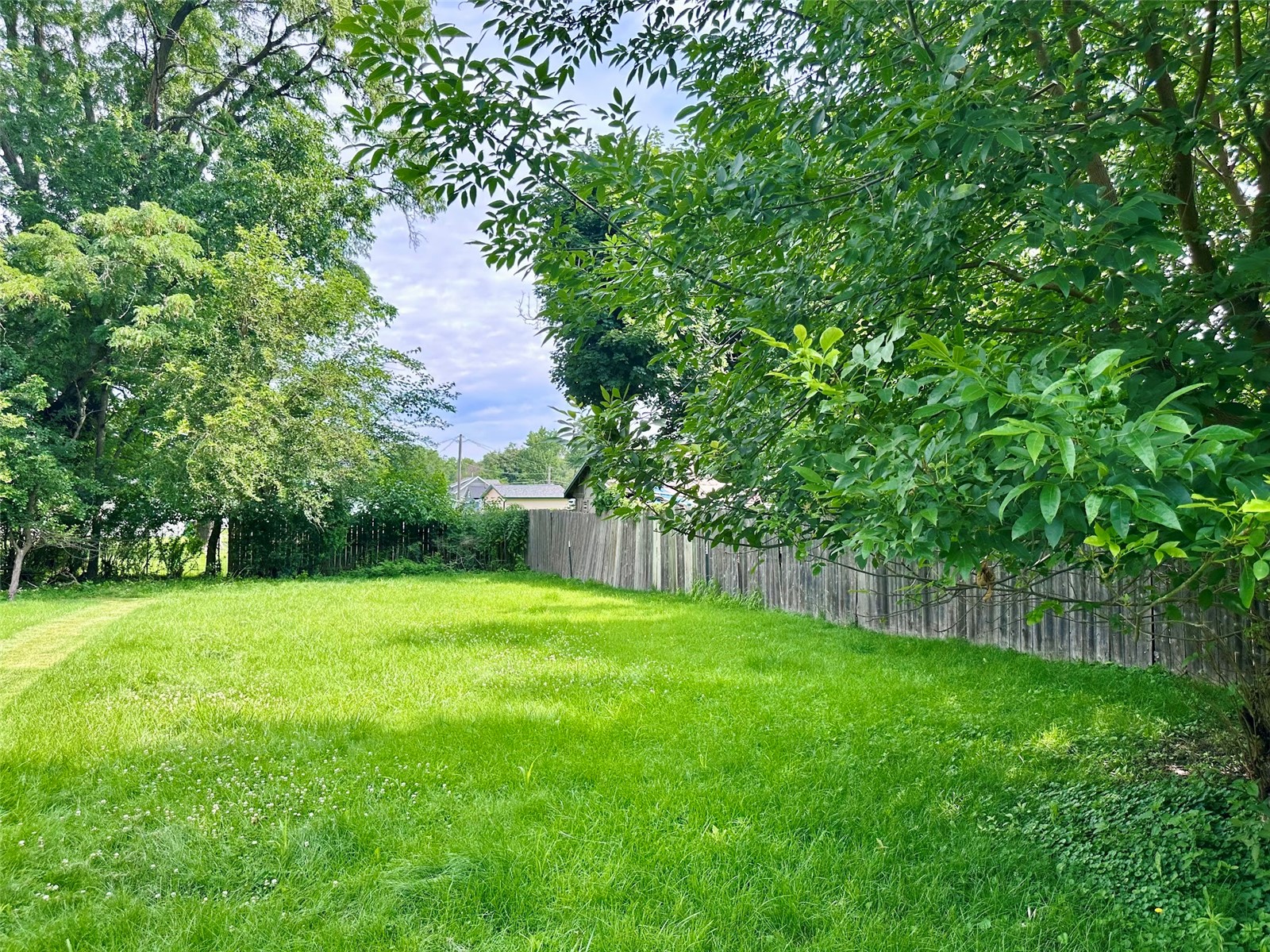2928 Meadowbrook Drive SE Cedar Rapids IA 52403