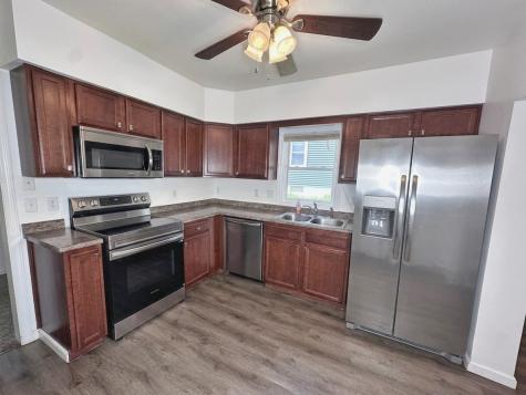 2928 Meadowbrook Drive SE Cedar Rapids IA 52403