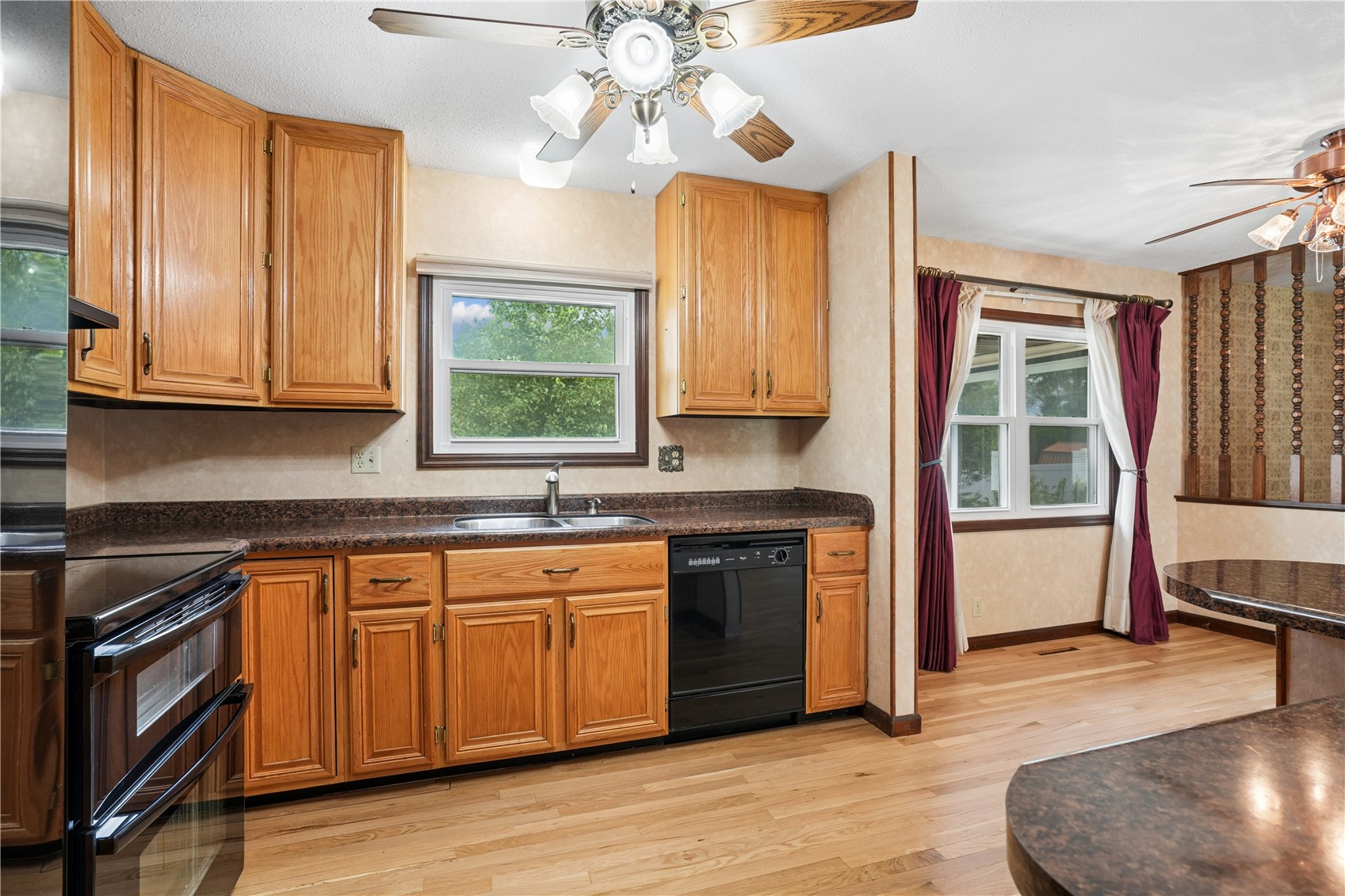 23 Clive Drive NW Cedar Rapids IA 52405