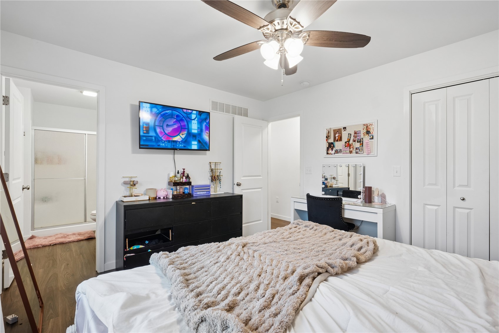 821 Fairview Coralville IA 52241