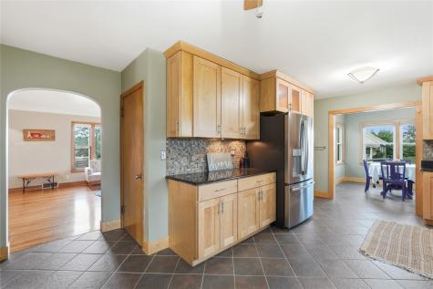 277 21st Avenue SW Cedar Rapids IA 52404