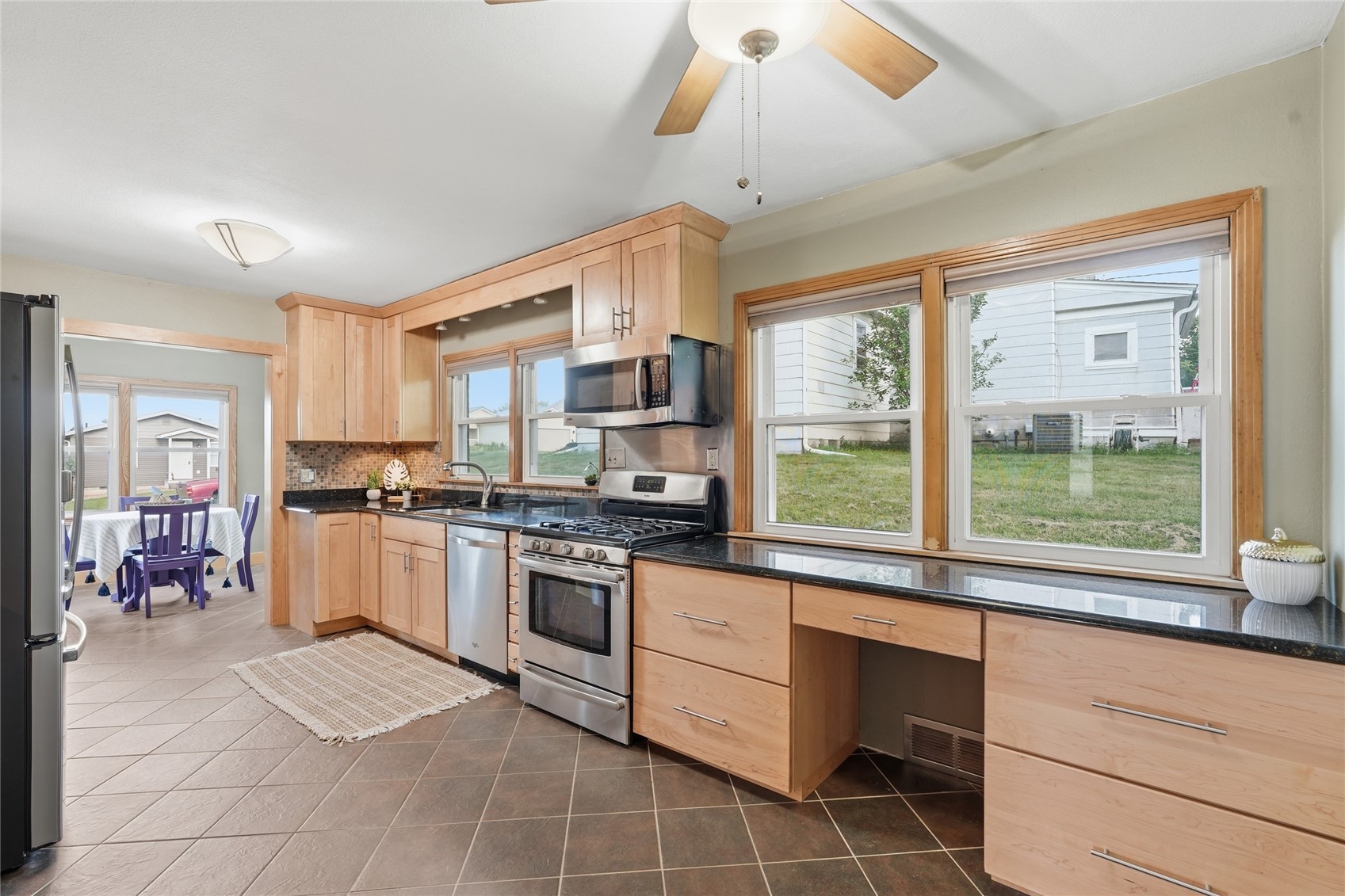 277 21st Avenue SW Cedar Rapids IA 52404
