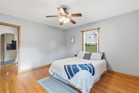 277 21st Avenue SW Cedar Rapids IA 52404