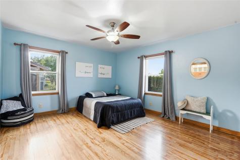 277 21st Avenue SW Cedar Rapids IA 52404