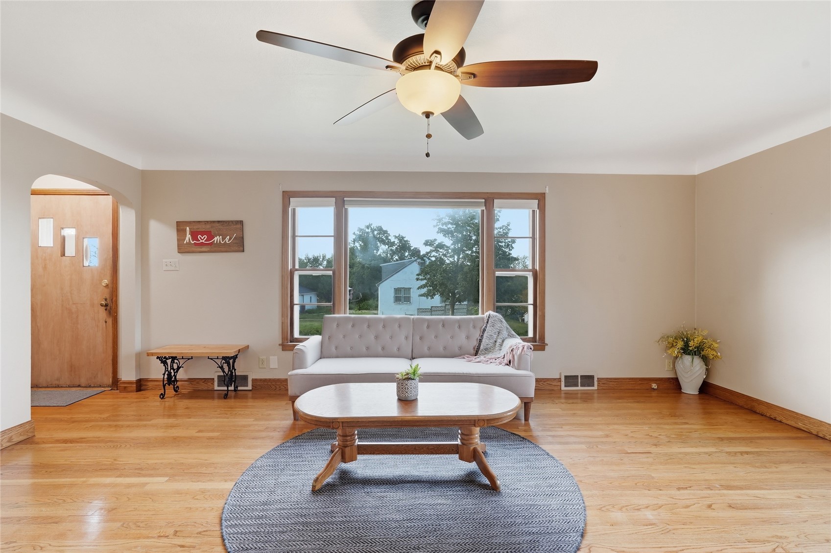 277 21st Avenue SW Cedar Rapids IA 52404