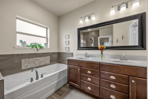447 Eastview Avenue Marion IA 52302