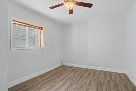 338 20th Street NW Cedar Rapids IA 52404