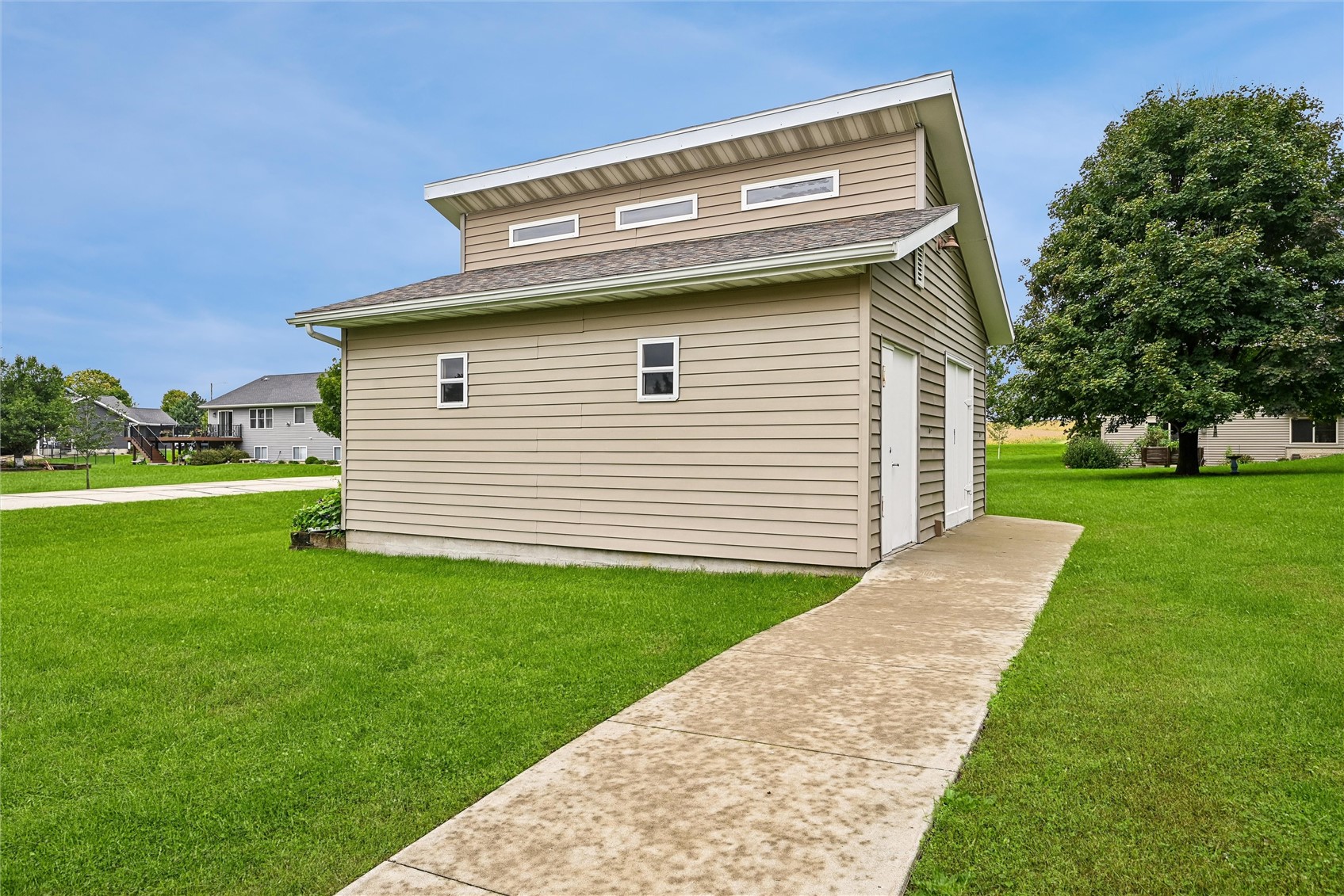 480 F Avenue W Walford IA 52351