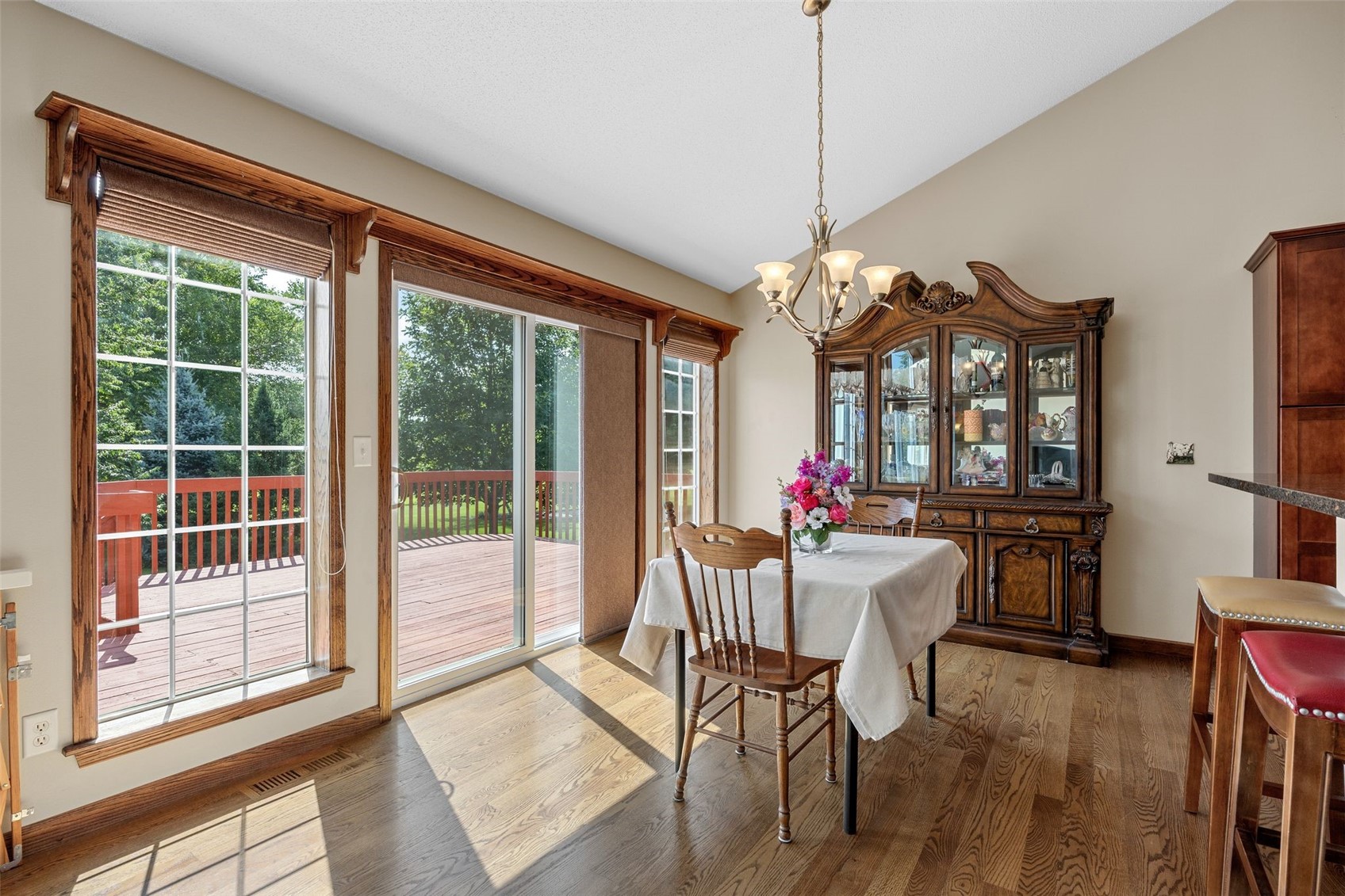 6020 Flagstone Drive NE Cedar Rapids IA 52402