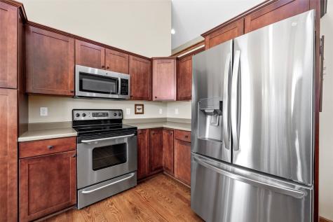 6020 Flagstone Drive NE Cedar Rapids IA 52402