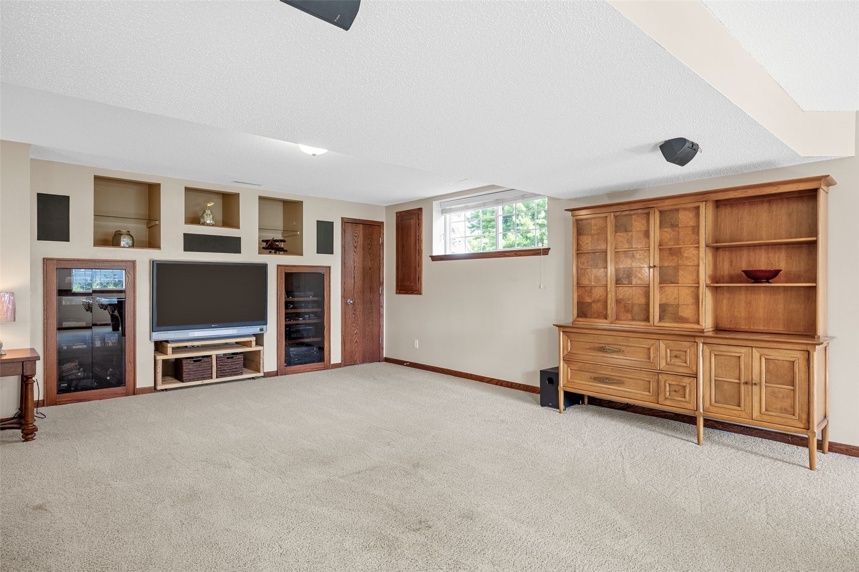 6020 Flagstone Drive NE Cedar Rapids IA 52402