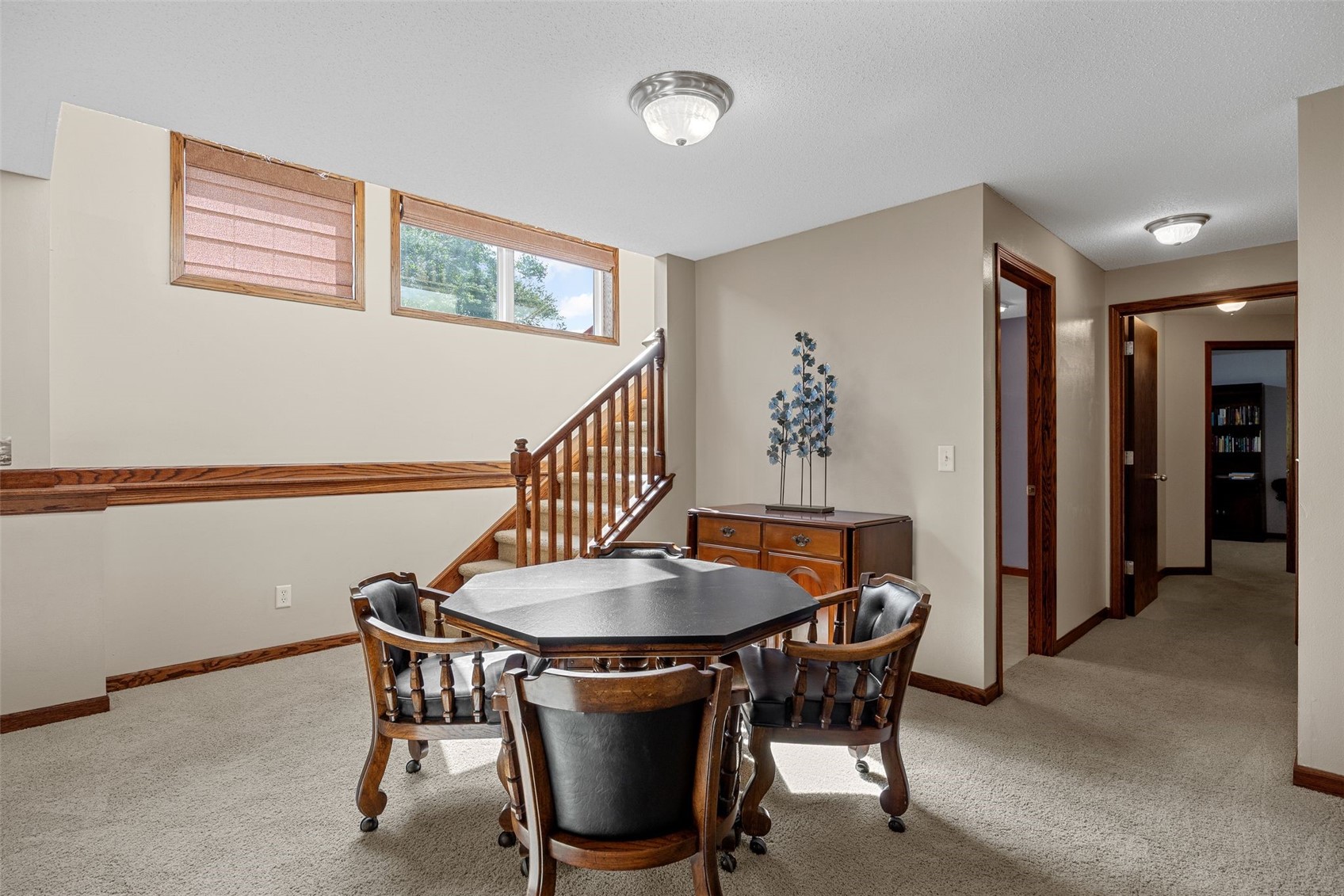 6020 Flagstone Drive NE Cedar Rapids IA 52402
