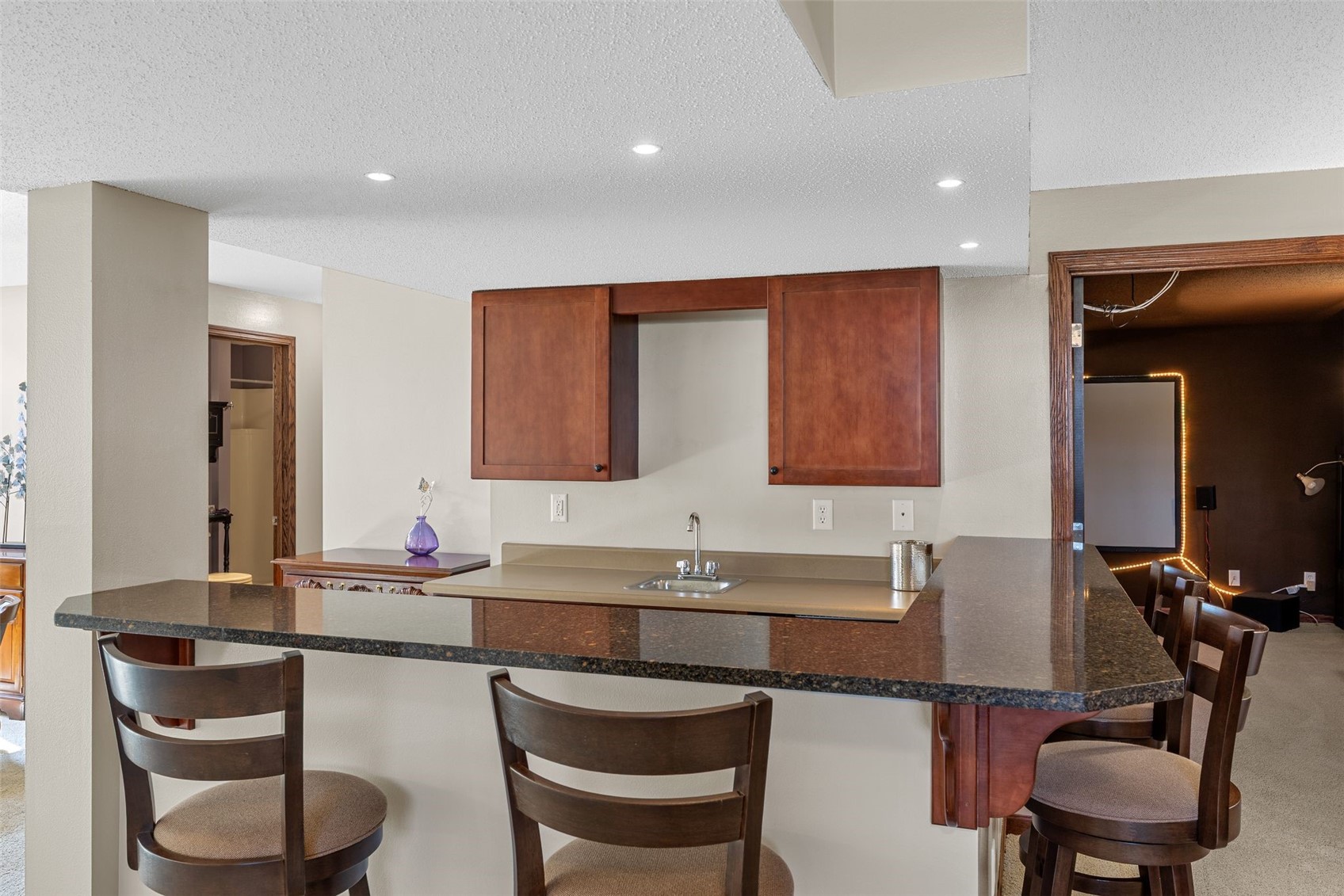 6020 Flagstone Drive NE Cedar Rapids IA 52402