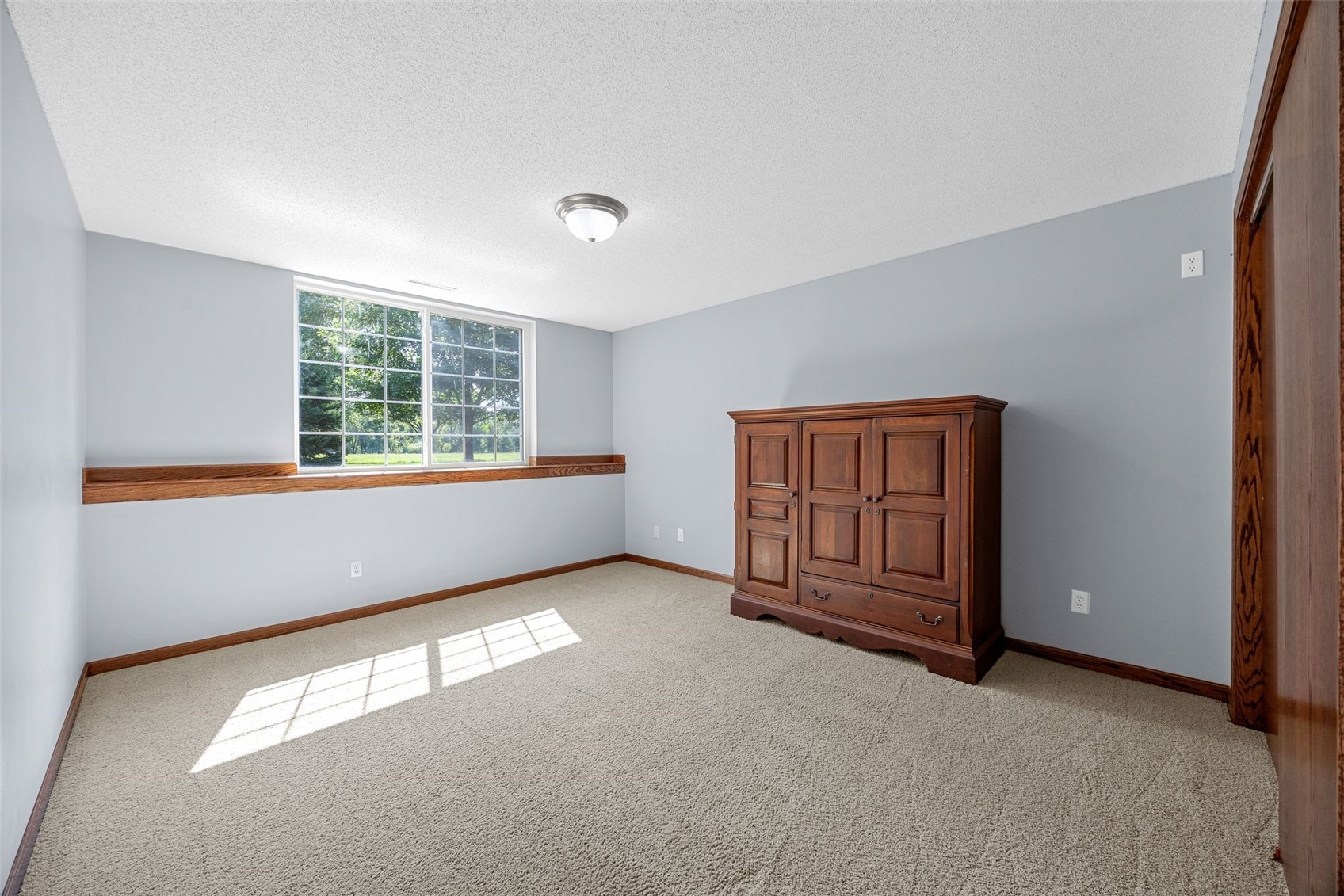 6020 Flagstone Drive NE Cedar Rapids IA 52402