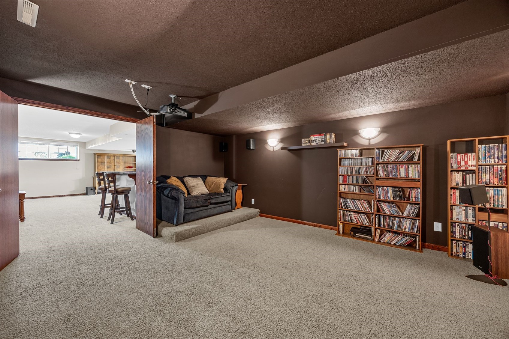 6020 Flagstone Drive NE Cedar Rapids IA 52402