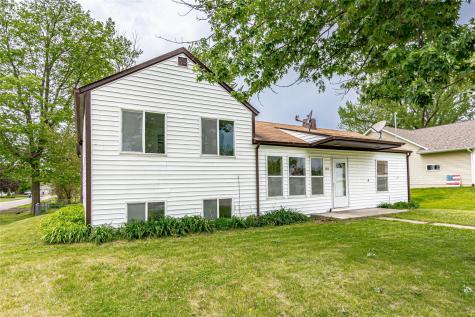 395 S Troy Robins IA 52328