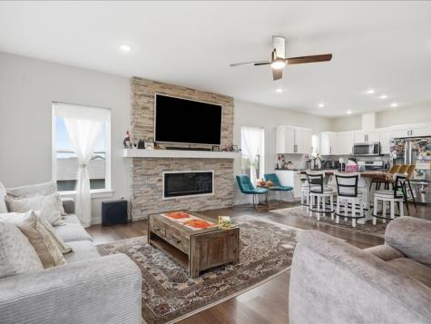 4187 Barbaro Avenue Iowa City IA 52240