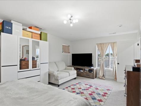 4187 Barbaro Avenue Iowa City IA 52240