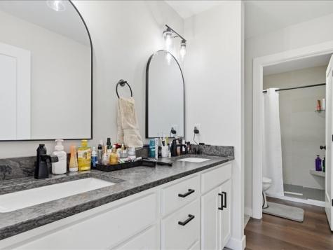 4187 Barbaro Avenue Iowa City IA 52240