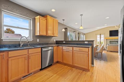 385 Rosslare Street Marion IA 52302
