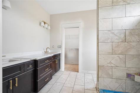 120 Howard Avenue Swisher IA 52338