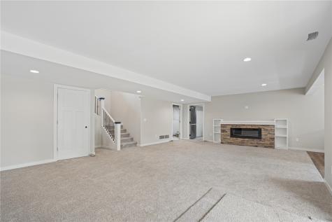 120 Howard Avenue Swisher IA 52338