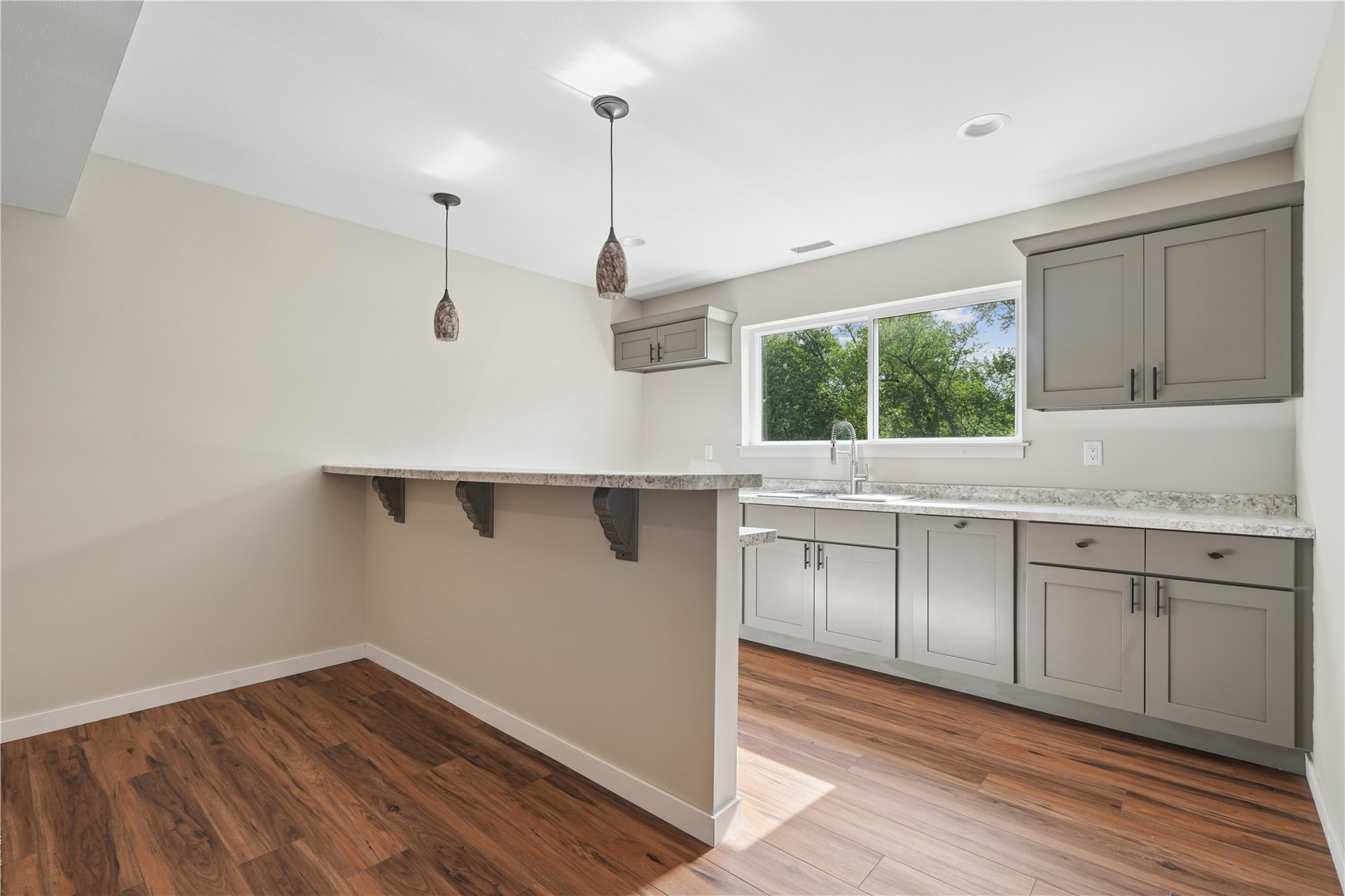 120 Howard Avenue Swisher IA 52338