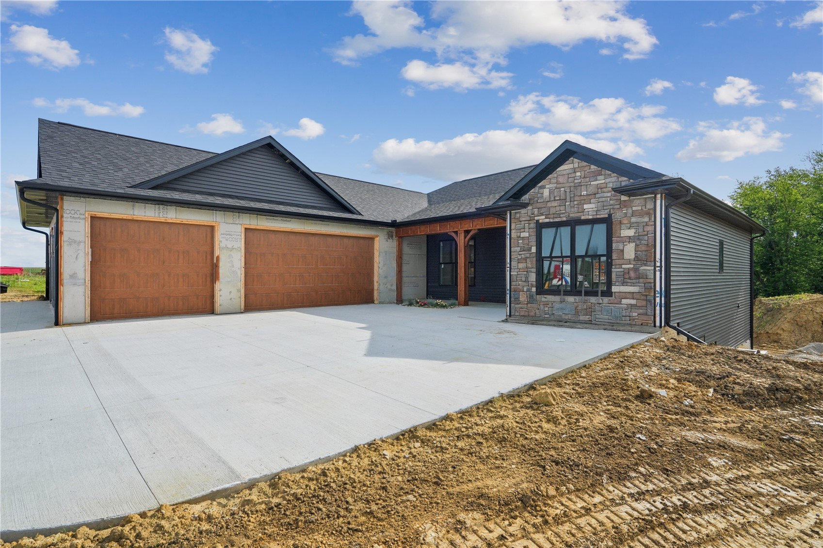 120 Howard Avenue Swisher IA 52338