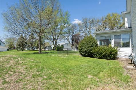 401 S Market Street Solon IA 52333