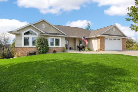428 Holt Street Anamosa IA 52205