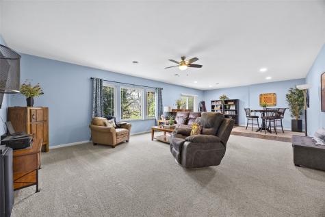 428 Holt Street Anamosa IA 52205