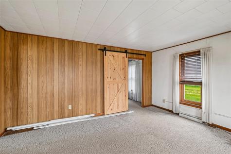 203 S Main Street Onslow IA 52321