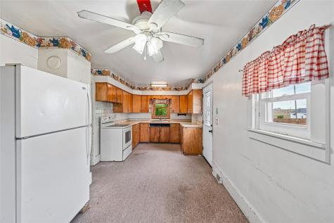 203 S Main Street Onslow IA 52321