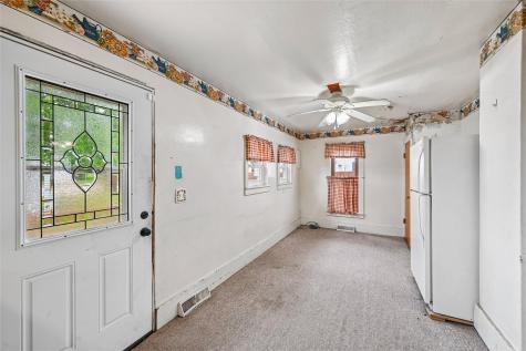 203 S Main Street Onslow IA 52321