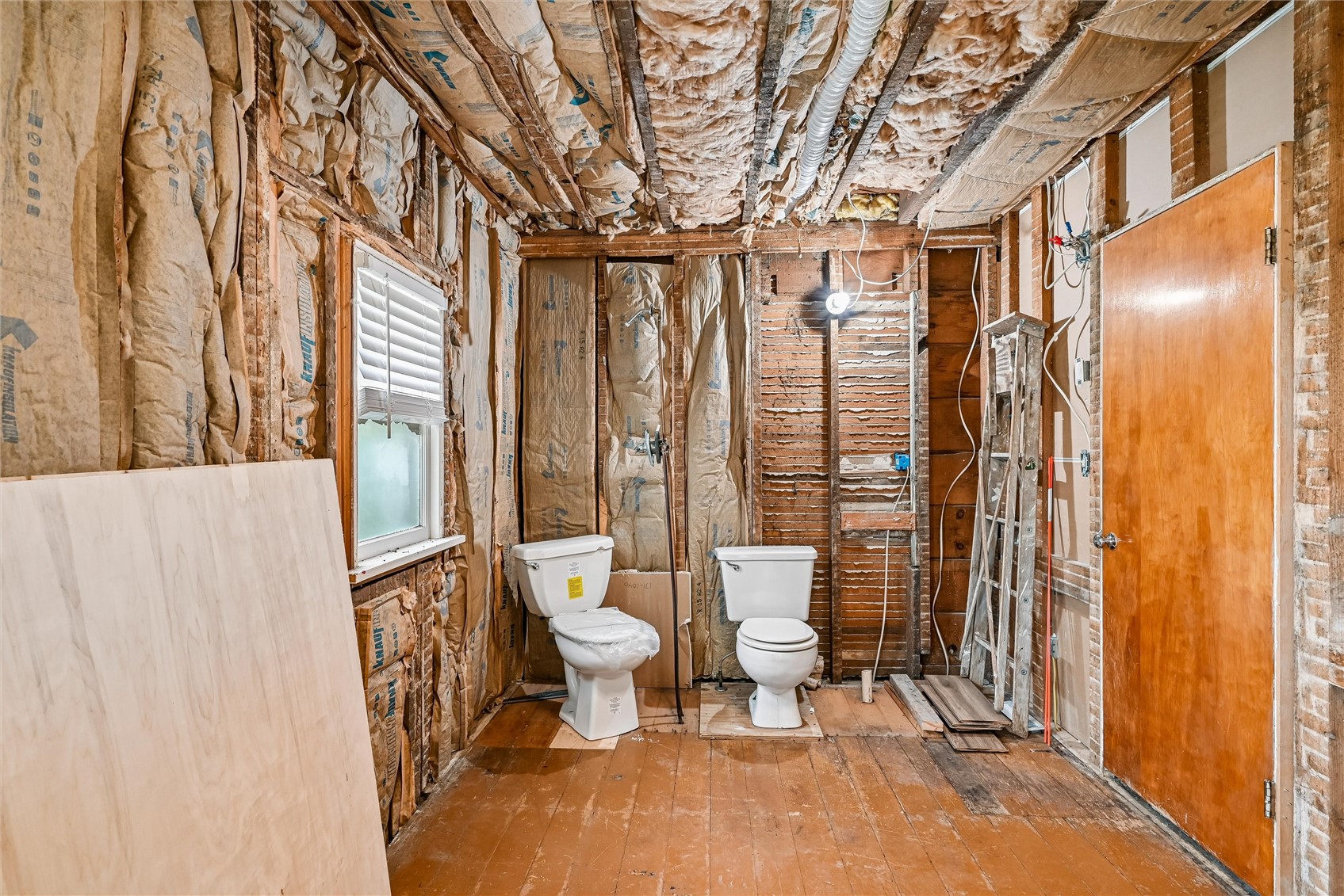 203 S Main Street Onslow IA 52321